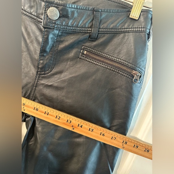 FREE PEOPLE 4 Black Vegan Faux Leather Pleather Skinny Pant Ankle Zip Moto Boho - Picture 7 of 10